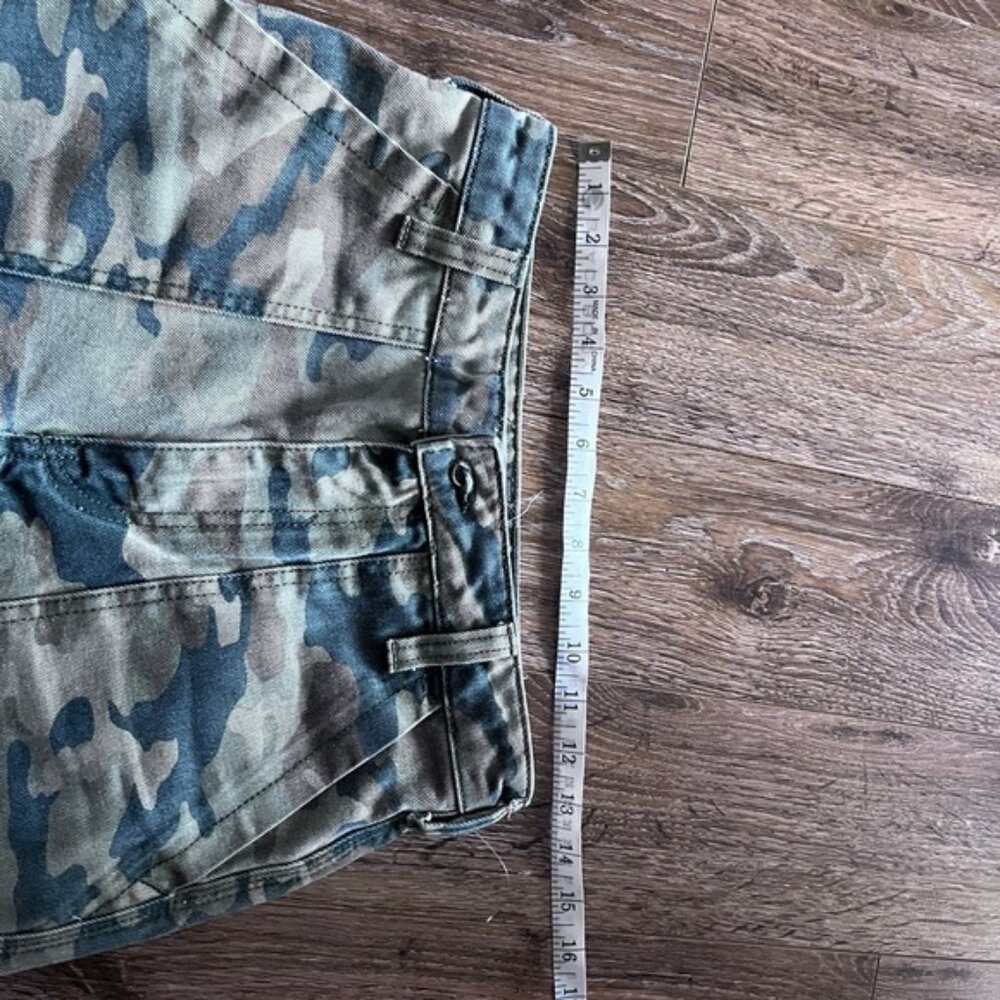 Free People Camo Crop Pants size 26 - Picture 7 of 11
